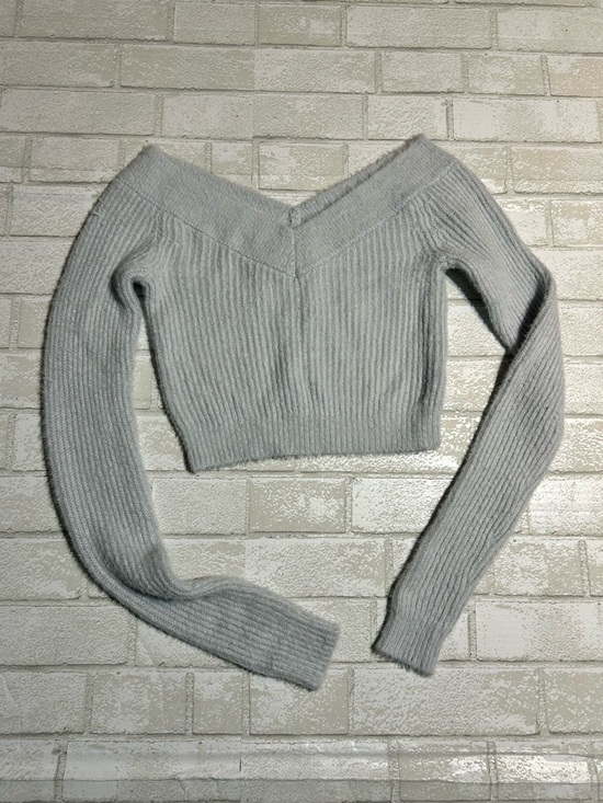 American Eagle Outfitters Sweaters - American Eagle Outfitters Off-the-Shoulder Cropped Sweater